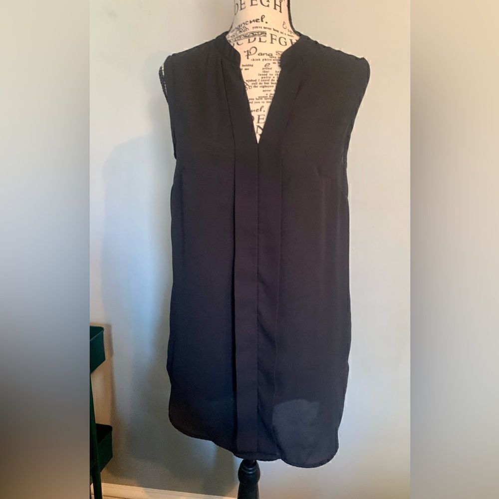H&M sleeveless top 